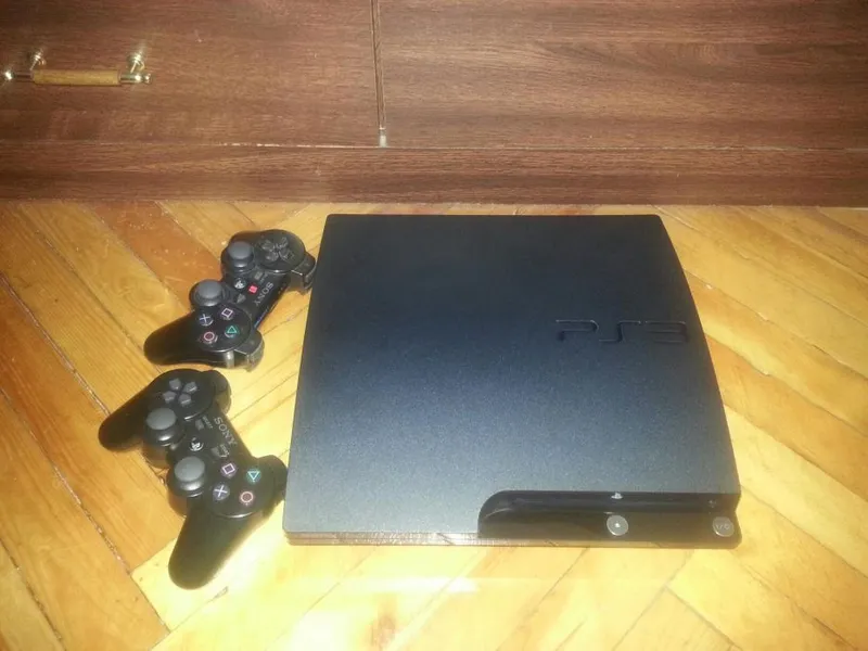 Click. Как новый, yangidek Sony PS3 Slim 320 ГБ, 28 топовых игр. Click. Как новый, yangidek Sony PS3 Slim 320 ГБ, 28 топовых игр.
