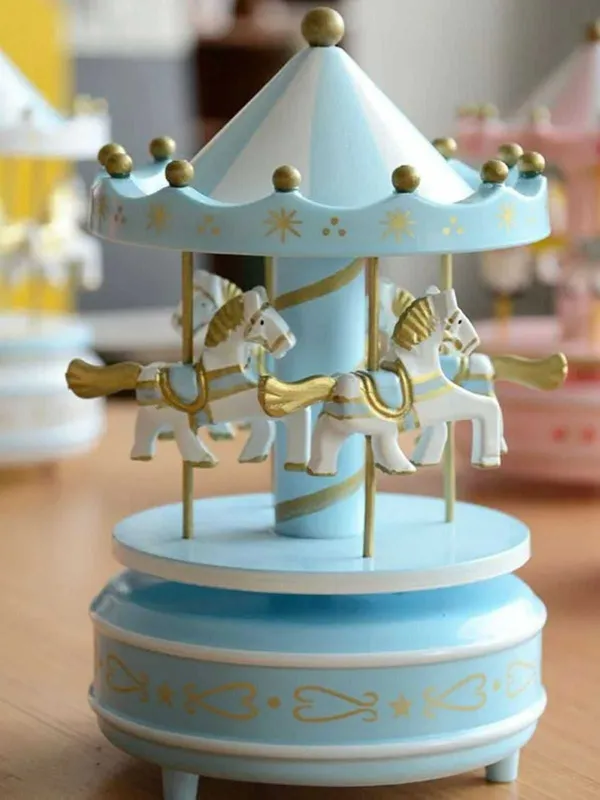 Элегантная музыкальная игрушка-карусель Dream Carousel — фото 1 Элегантная музыкальная игрушка-карусель Dream Carousel — фото 1