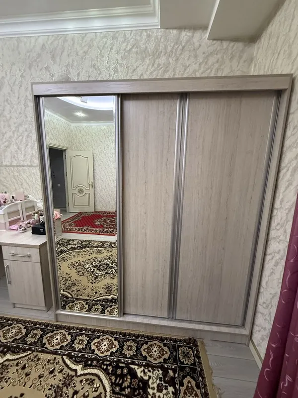 Продаеться детская домашняя мебель в отличном состоянии.