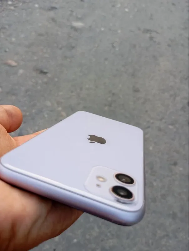 Iphone 11 srochna 1