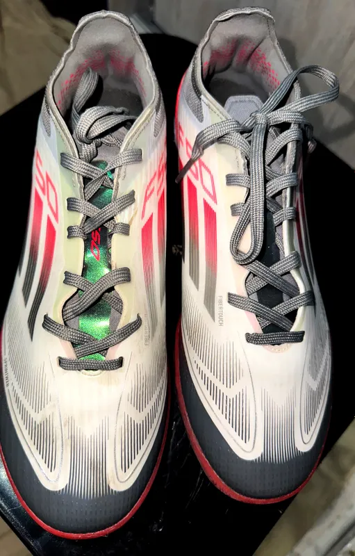 Adidas F50 TF futbol sorokonojkalari sotiladi 3