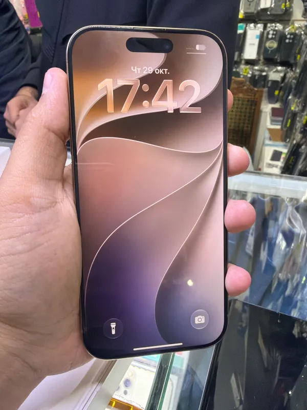 iphone 16 pro 2