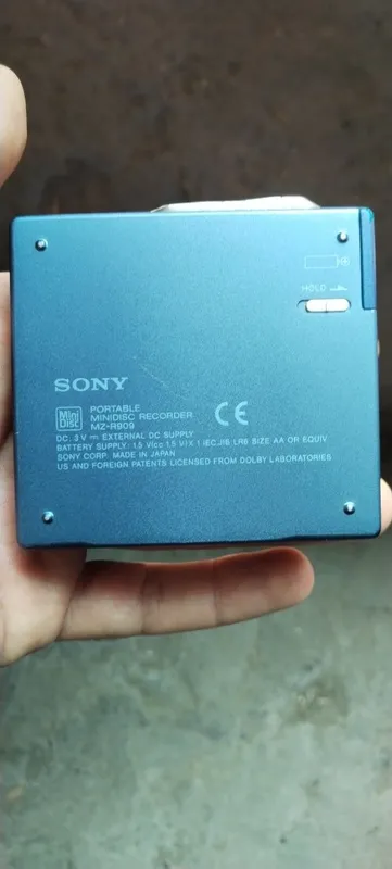 Sony Walkman MZ-R909 Minidisc 2 Sony Walkman MZ-R909 Minidisc 2