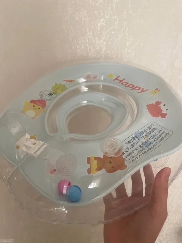 1 yoshgacha bo‘lgan bola uchun bo‘yinga taqiladigan suzish halqasi 2 1 yoshgacha bo‘lgan bola uchun bo‘yinga taqiladigan suzish halqasi 2