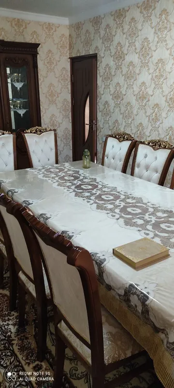 Продаются стол и стулья 1 Продаются стол и стулья 1