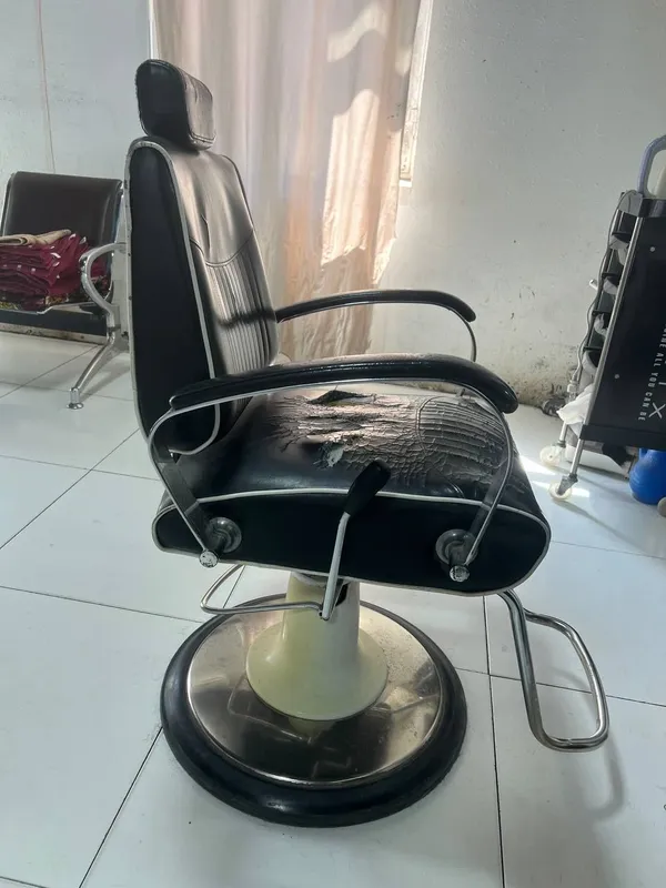 Sartarosh va barberlar uchun jihozlar 4