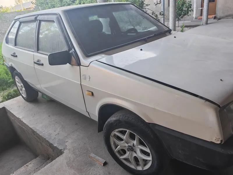 Lada Samara 2109 4