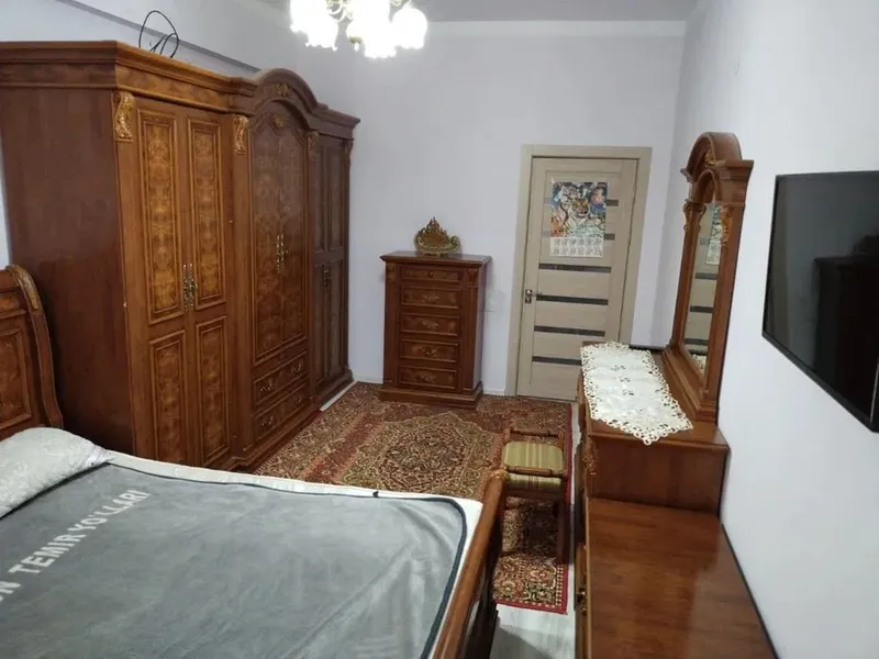 3 xonali Do‘stlik metrosi, Yashnobod 9