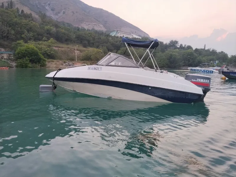 Продам катер 7ми местная Slider 160 с подвесним мотором ямаха 115 2так — фото 2
