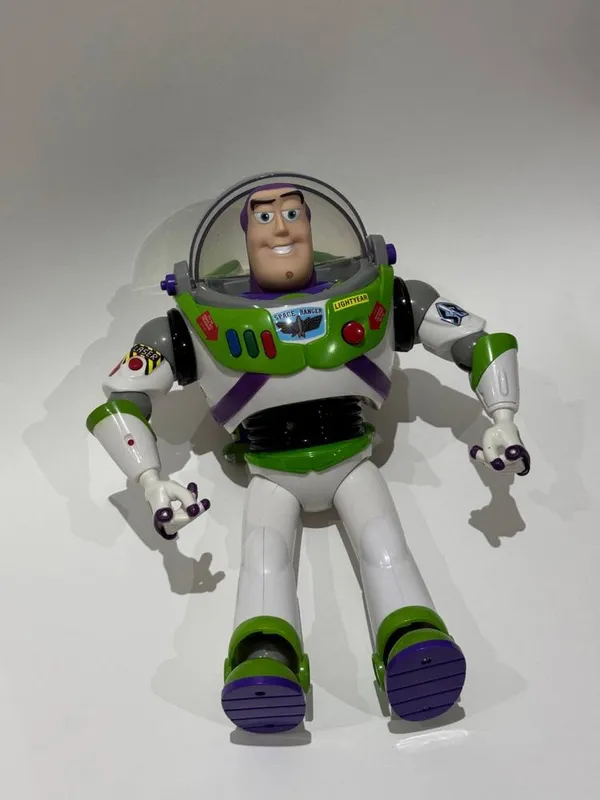 Базз Лайтер — персонаж из Toy Story 5