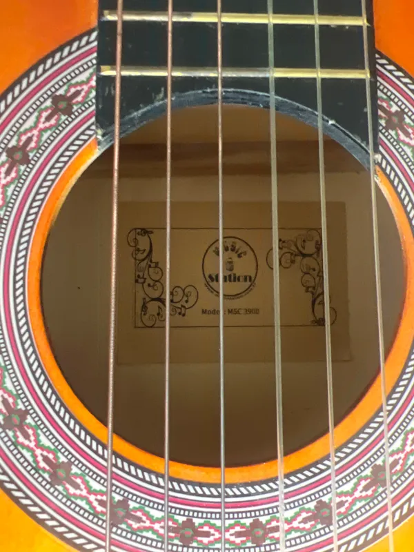 Classic gitara