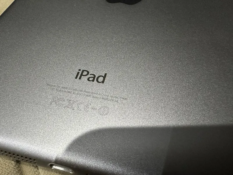 * Apple iPad Mini 2 A1490 с сим картой в отличном состоянии — фото 1