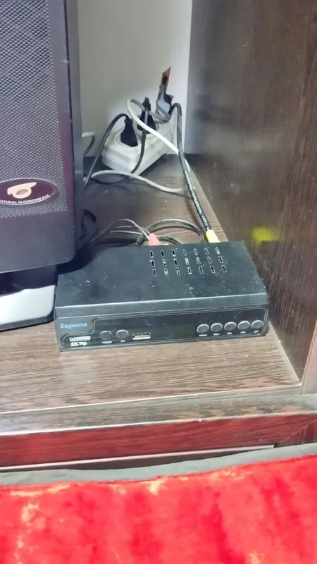 LG TV golden eye 2 + tuner — фото 1
