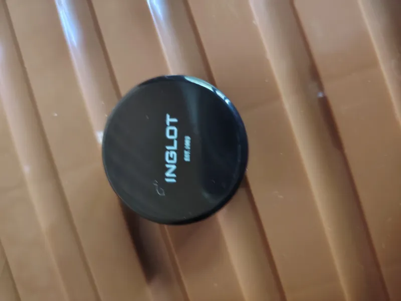 Inglot podvodka kremoviy