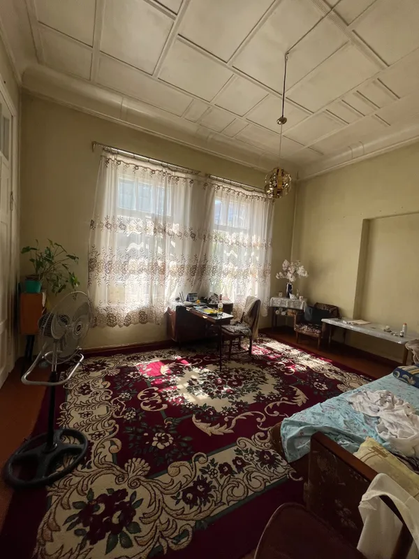 Продается квартира центр Самарканд 1