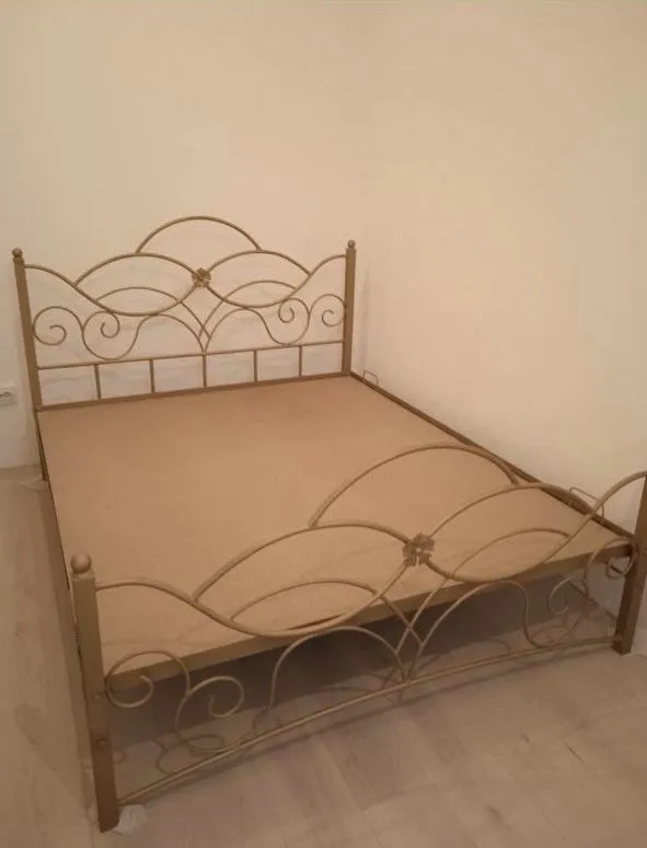 Кованная кровать