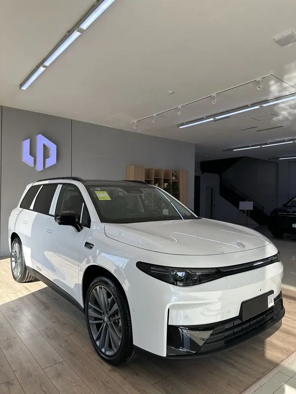 Leapmotor C16 210km Premium+dop opciya 3 YIL GARANTIYA 2 Leapmotor C16 210km Premium+dop opciya 3 YIL GARANTIYA 2