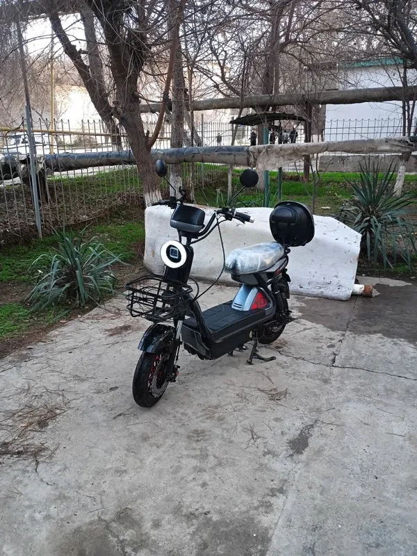 Skuter Yougo Super