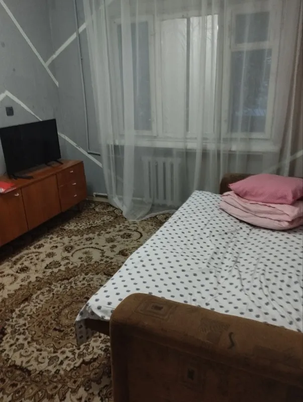 1/1/4 ijaraga beriladi, Guruch bozori 1