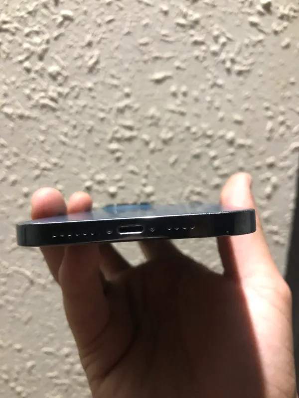 Iphone 12pro max 3