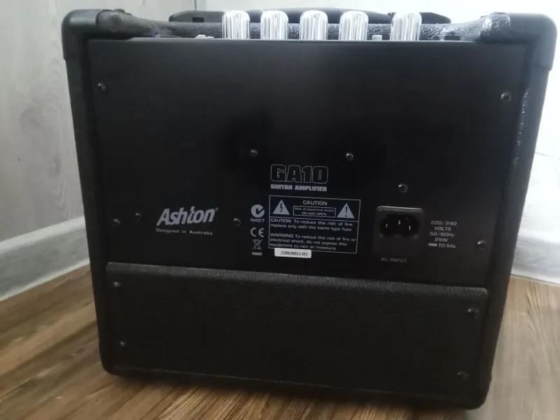 Комбоусилитель Ashton Ga 10 — фото 2 Комбоусилитель Ashton Ga 10 — фото 2