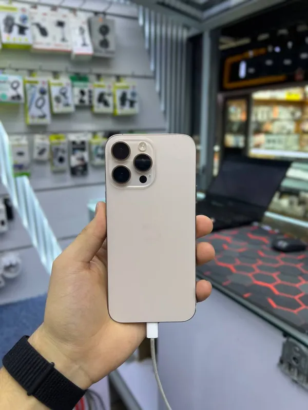 Iphone 16 Pro Max 2 Iphone 16 Pro Max 2