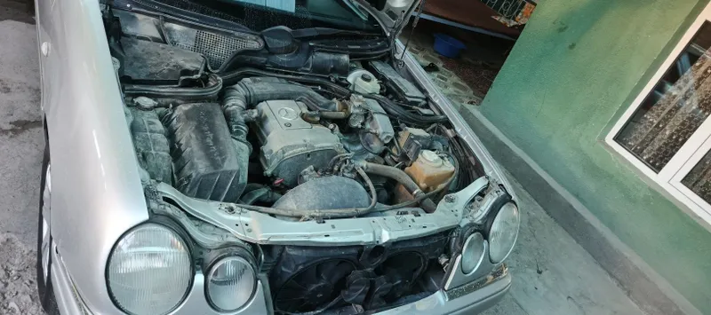 Продам Мерседес 210 7 Продам Мерседес 210 7