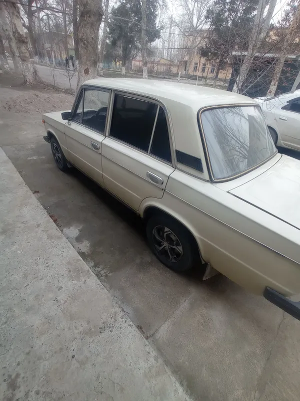 Jiguli 06 ishi yoq balonlari yaxwi xolatda yili 1991 yil 3 Jiguli 06 ishi yoq balonlari yaxwi xolatda yili 1991 yil 3