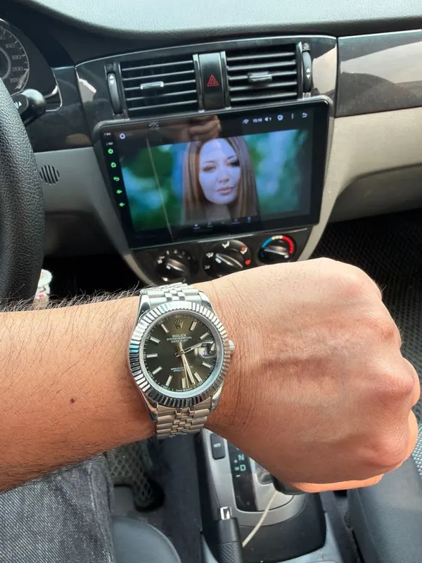 Soat rolex sotiladi!!!