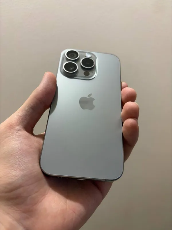 iPhone 15 Pro 128GB Natural Titanium