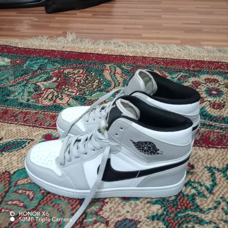 AIR JORDAN 42-ой размер (Новый) 3