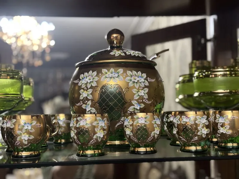 Крушона, 80 год , 12 чашек 1