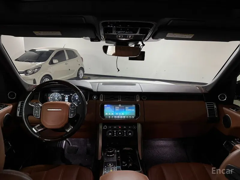 Land Rover Range Rover 5.0 SC AB LWB 8 Land Rover Range Rover 5.0 SC AB LWB 8