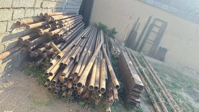 Продам б/у российские трубы, уголки в отличном состоянии! 2 Продам б/у российские трубы, уголки в отличном состоянии! 2
