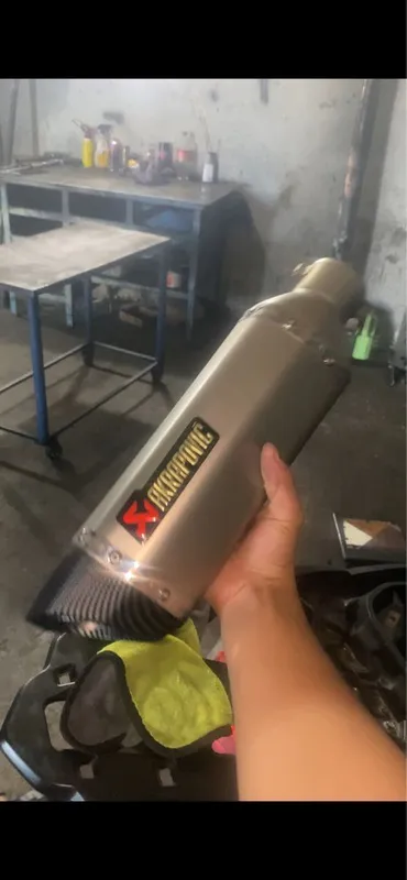 Akrapovic sotiladi