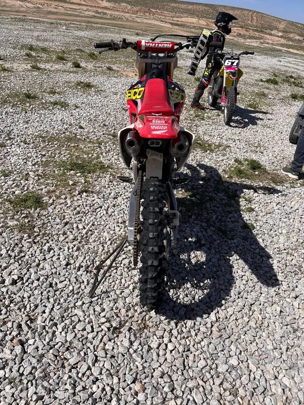 Кроссовый мотоцикл Honda crf 250r — фото 3
