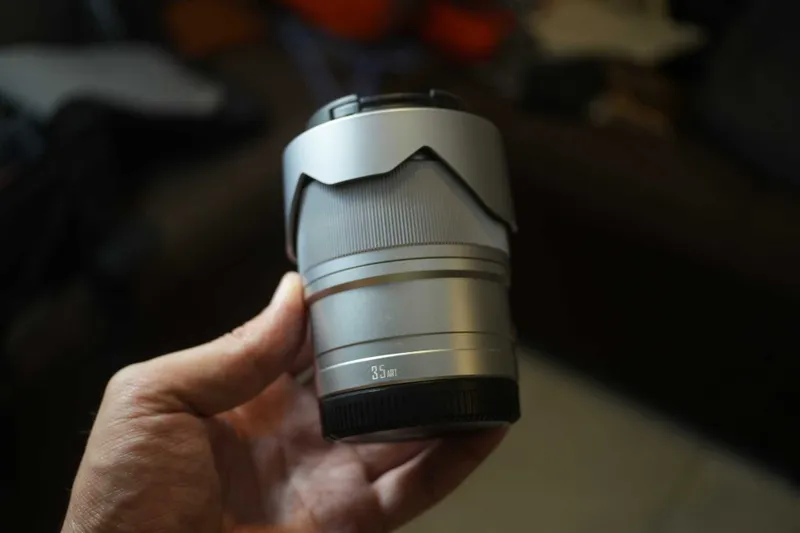 Yongnuo 35mm art F1.8 (APS-C) Sony-E Mount 2 Yongnuo 35mm art F1.8 (APS-C) Sony-E Mount 2