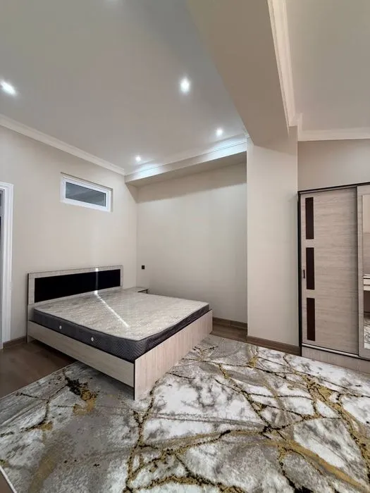 Яшнабад/Олмос • 3-комн. • 70 м² • 2 из 12 [3КО:2]