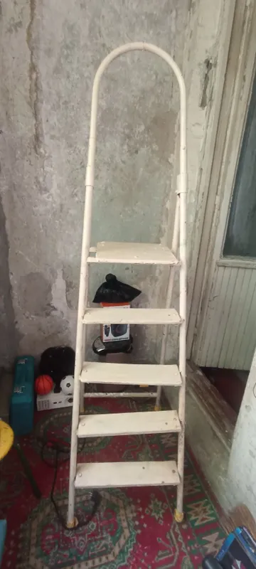 Продается стремянка 3