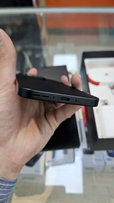 OnePlus 15 16/512 Black Global American version — фото 4