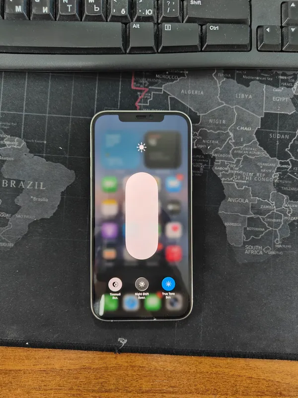 Iphon 12 pro max 3