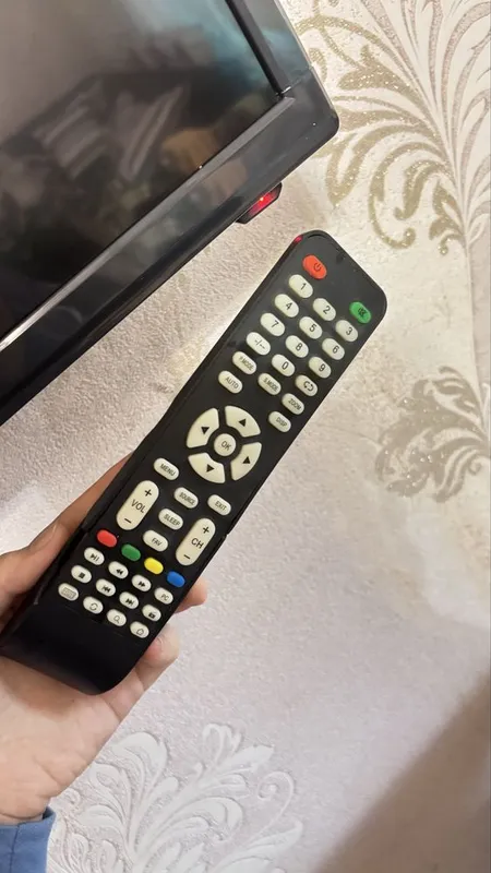 Большой Samsung Smart TV 42 (Full HD) — Отличное состояние — фото 6