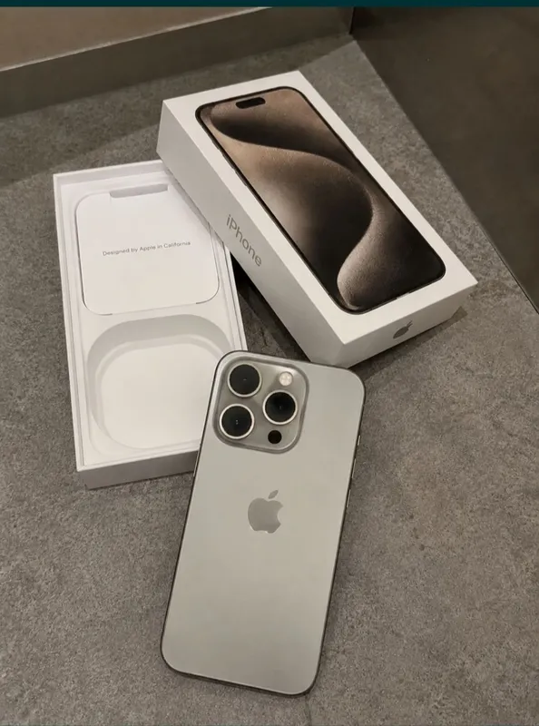 iPhone 15 pro 128 gb