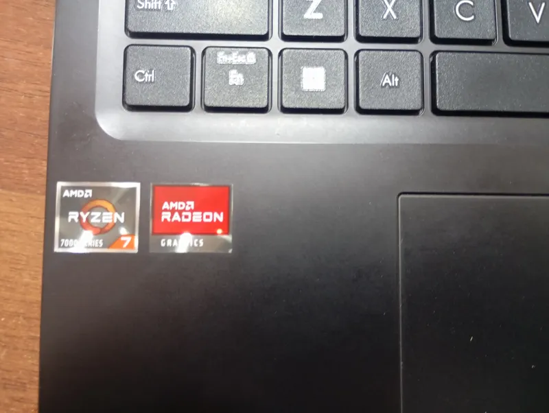 ASUS vivobook Rayxon 7 — фото 1