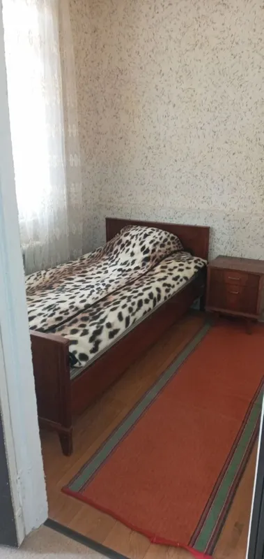 Продается 1 в2 на Ферузе, 1эт 2