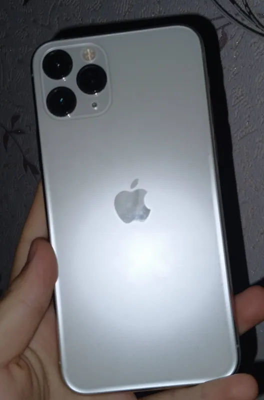 iPhone 11 Pro 1 iPhone 11 Pro 1