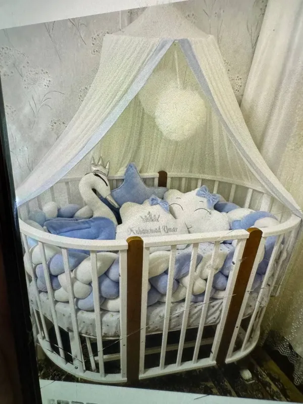 Детский кровать .