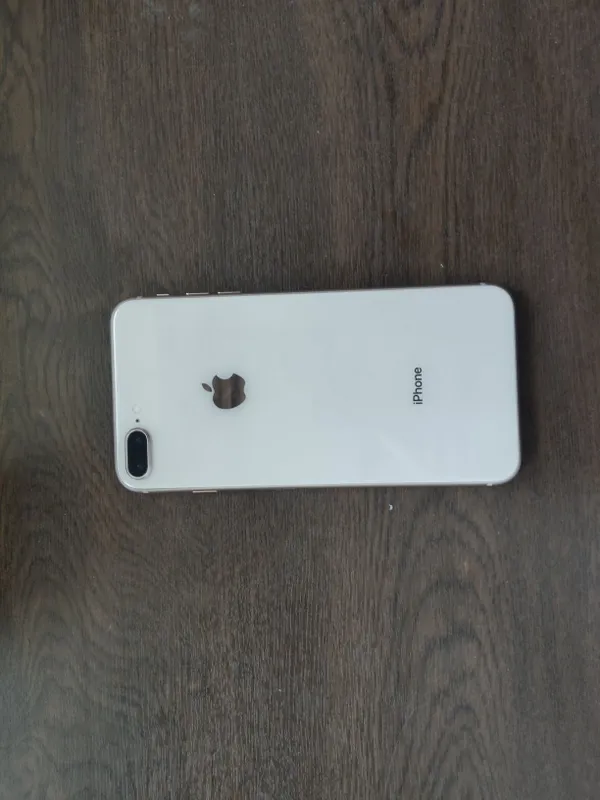 Продаём Iphone 8 plus