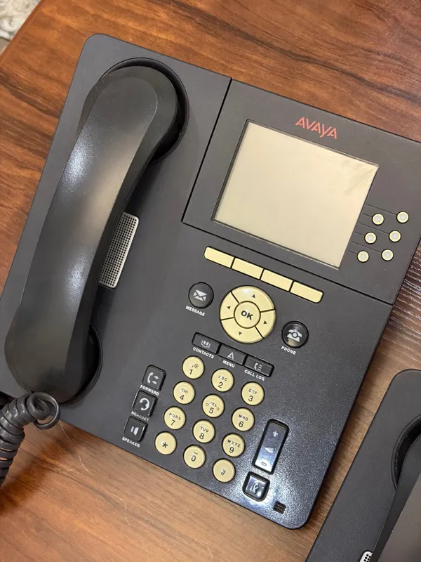 IP телефоны AVAYA 2 IP телефоны AVAYA 2