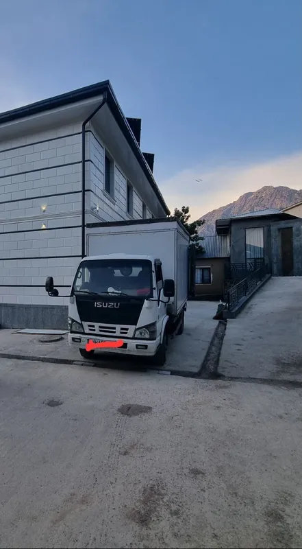 ISUZU 3 tonnalik 2
